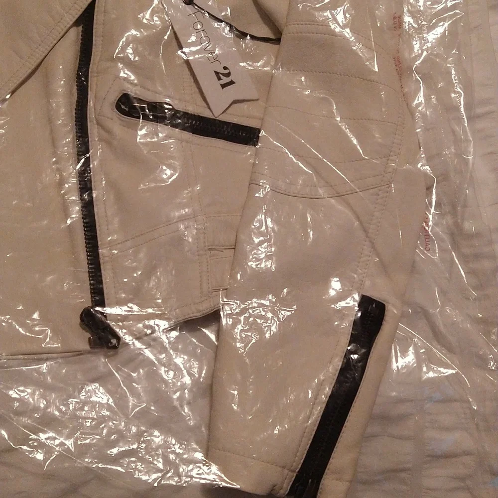 Jacket - Picture 7 of 13